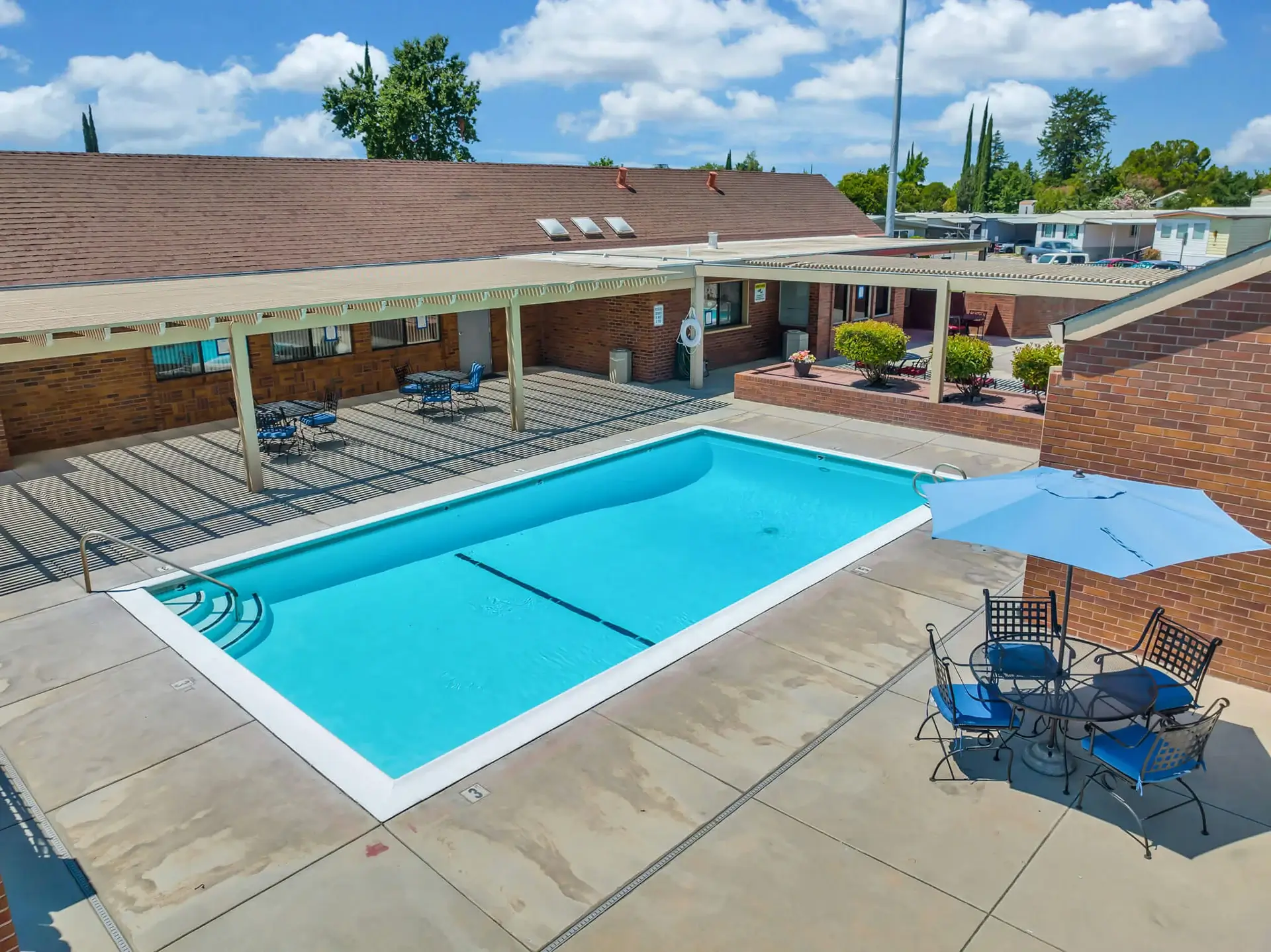 Meadowbrook Mobile Home Park - Pool